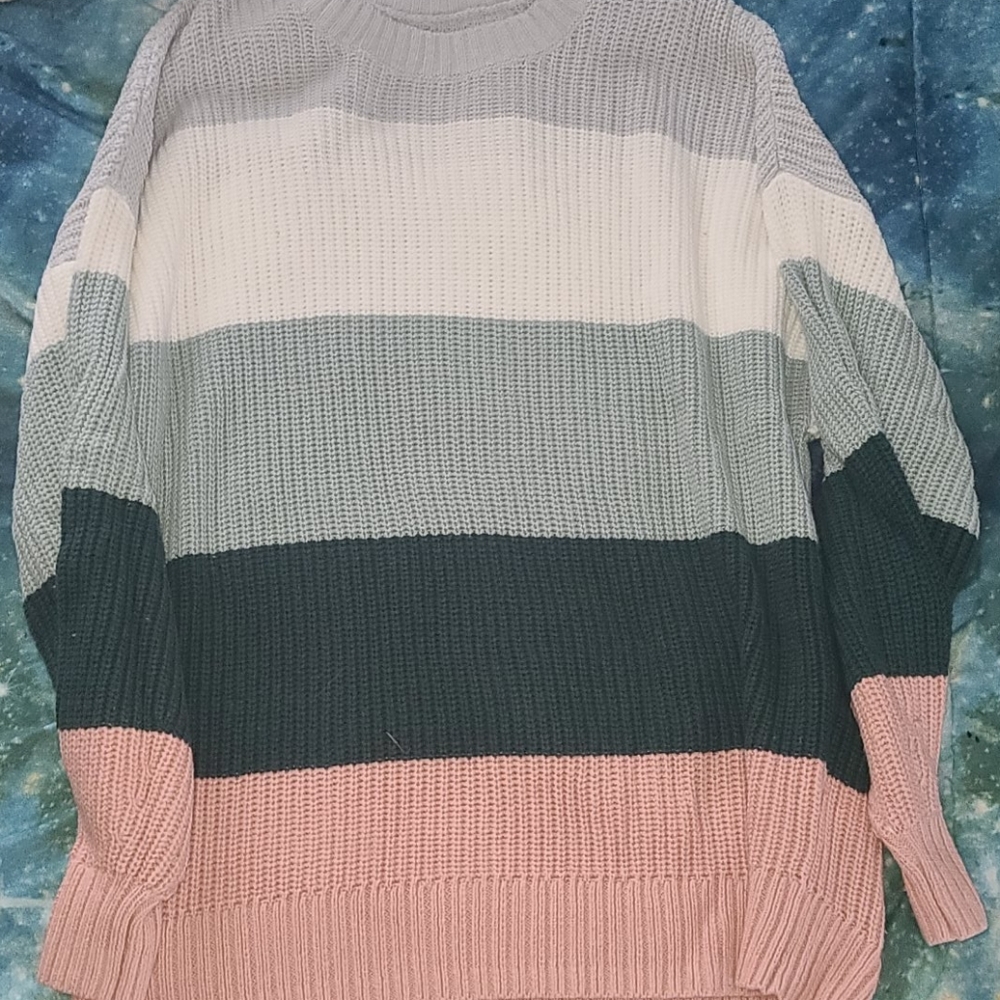 Sweater - Picture 2 of 4